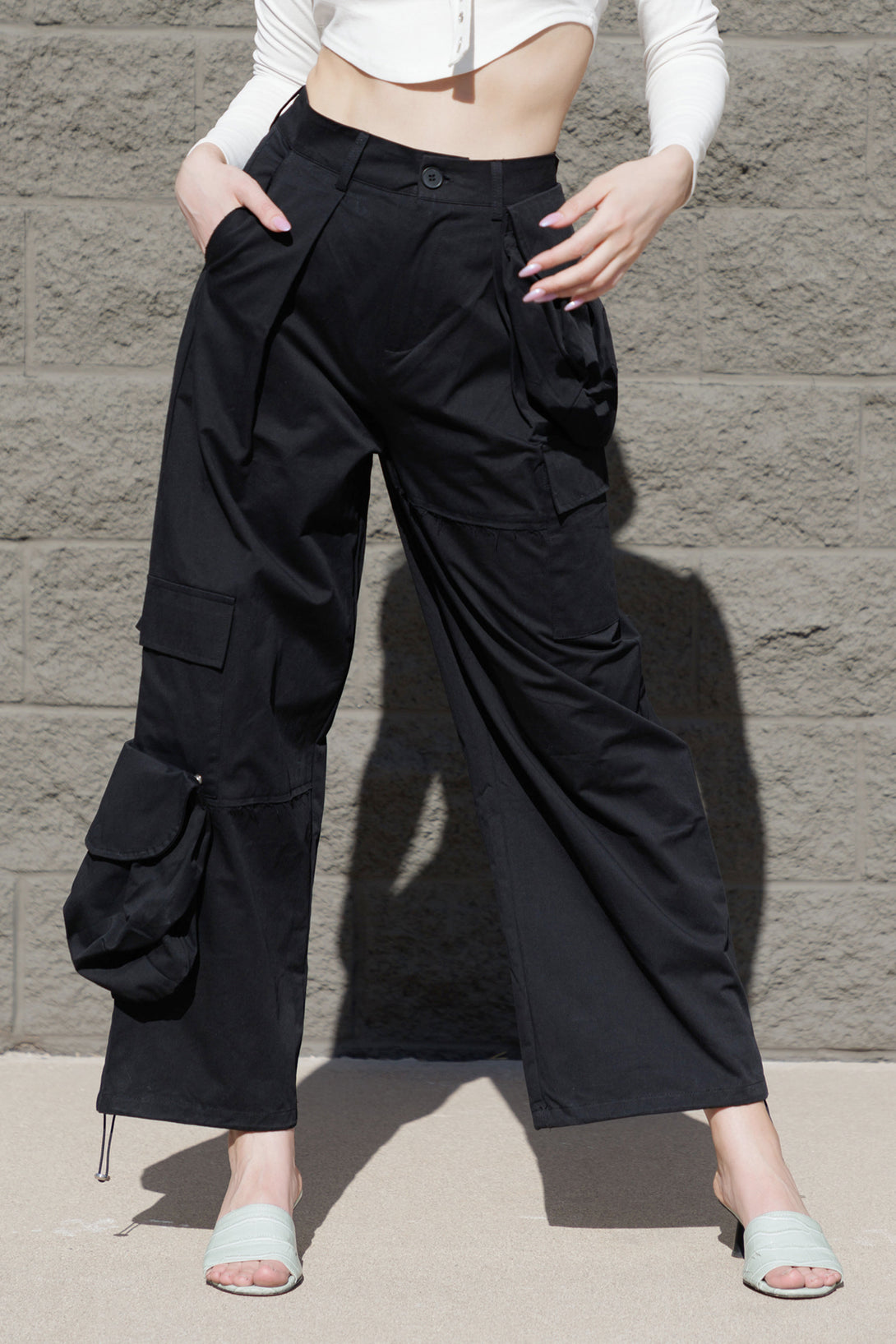 best cargo pants for women, oversized cargo pants, HT 360 Collective, straight leg cargo pants,