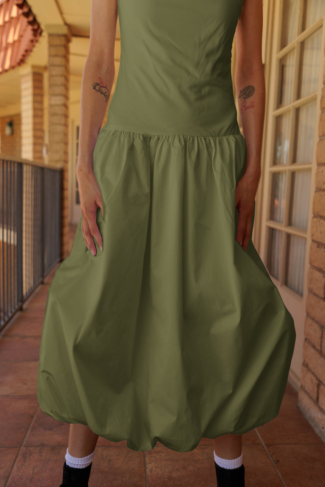 balloon hem, HT 360 Collective, soft volume, bell hem dress, full dress, dress midi green,