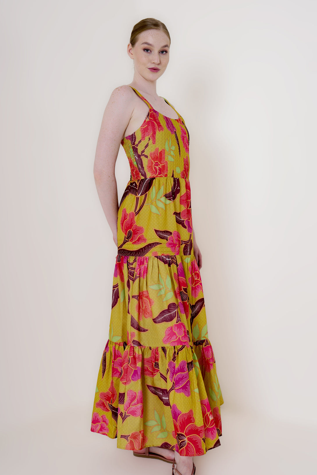 Flowy Yellow Maxi Dress Designer Maxi Strappy Summer Dresses Flowy Yellow Maxi Dress Designer Maxi Strappy Summer Dresses