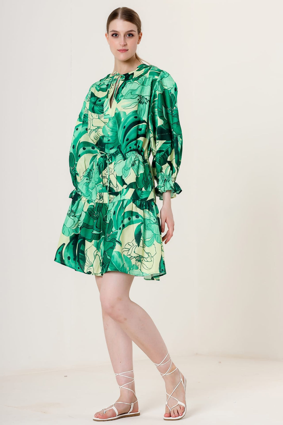 Designer Emerald Green Dress With Sleeves | Ladies Knee Length Dresses Medium / Green Designer Emerald Green Dress With Sleeves | Ladies Knee Length Dresses Medium / Green